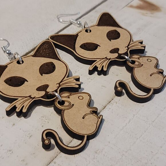 Handmade Cat & Mouse Earrings - Laser Cut Wood Dangle Jewelry Gift 4 Pet Lovers - Picture 7 of 8
